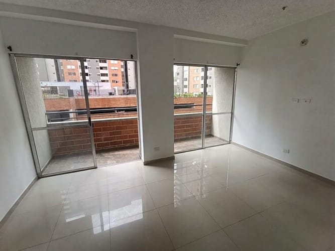 Apartamento de 3 alcobas en arriendo en Bucaros, Bello, 76 m² · foto 4 de 18