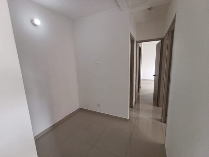 Apartamento de 3 alcobas en arriendo en Bucaros, Bello, 76 m² · foto 6 de 18