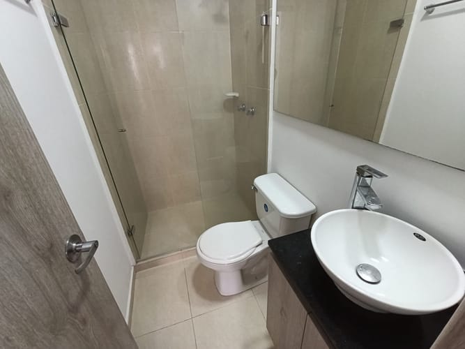Apartamento de 3 alcobas en arriendo en Bucaros, Bello, 76 m² · foto 11 de 18
