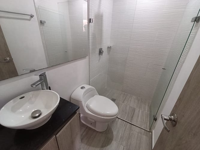 Apartamento de 3 alcobas en arriendo en Bucaros, Bello, 76 m² · foto 14 de 18