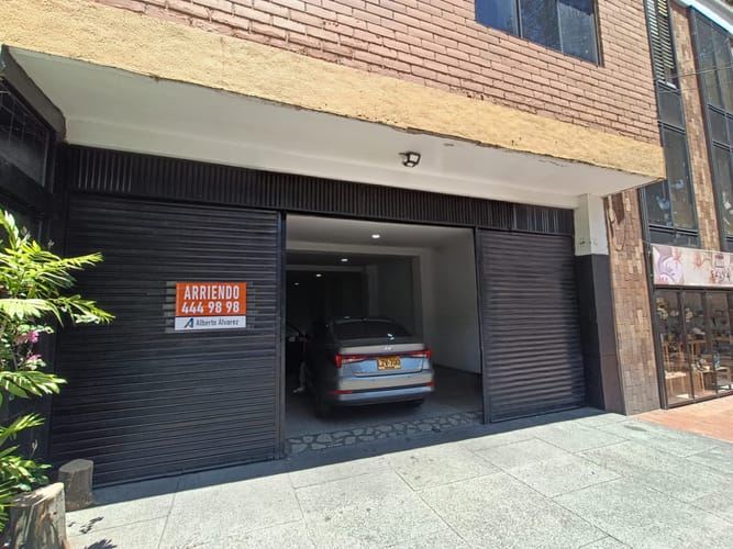 Local en arriendo en Laureles, Medellín, 90 m² · foto 2 de 18