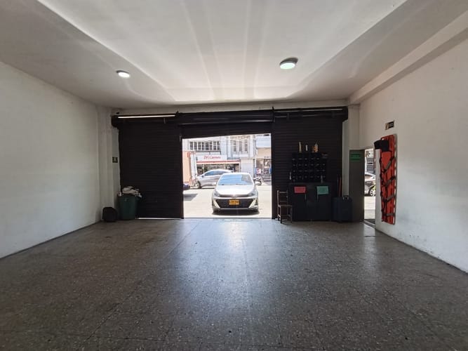 Local en arriendo en Laureles, Medellín, 90 m² · foto 4 de 18