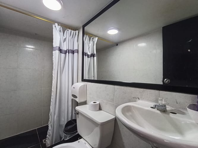 Local en arriendo en Laureles, Medellín, 90 m² · foto 6 de 18