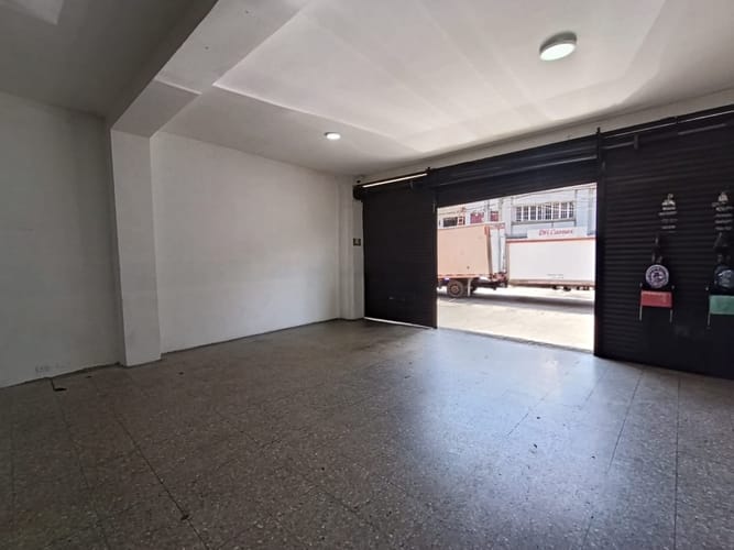 Local en arriendo en Laureles, Medellín, 90 m² · foto 11 de 18