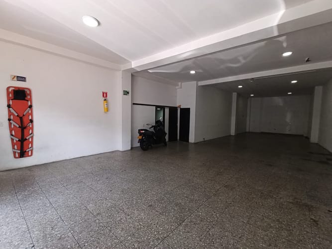 Local en arriendo en Laureles, Medellín, 90 m² · foto 12 de 18