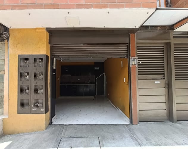 Local en arriendo en Los Naranjos, Envigado, 20 m² · foto 3 de 10