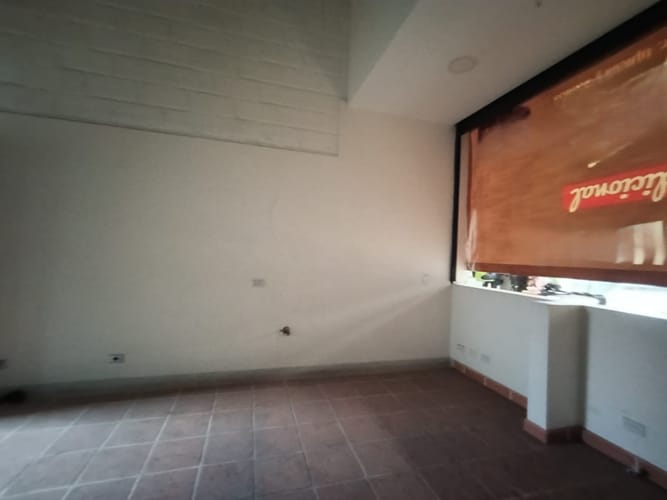 Local en arriendo en Suramérica, Itagüí, 21 m² · foto 3 de 12