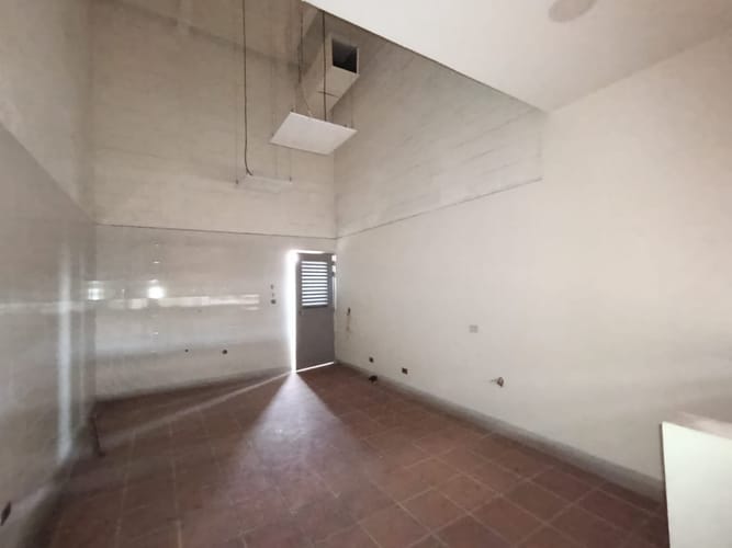 Local en arriendo en Suramérica, Itagüí, 21 m² · foto 6 de 12