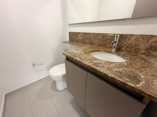 Oficina en arriendo en Laureles, Medellín, 36 m² · foto 3 de 9