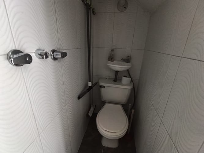 Local en arriendo en Los Naranjos, Envigado, 20 m² · foto 6 de 10