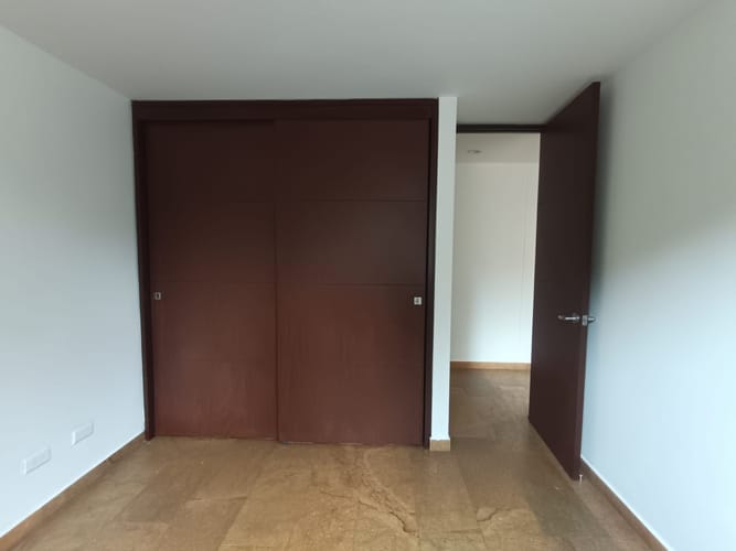 Apartamento de 2 alcobas en arriendo en Las Lomitas, Sabaneta, 134 m² · foto 9 de 19