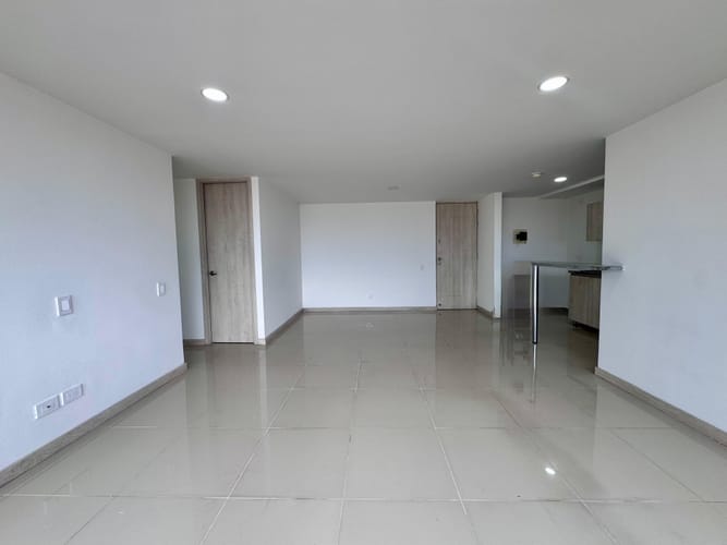 Apartamento de 3 alcobas en arriendo en Señorial, Envigado, 92 m² · foto 2 de 18