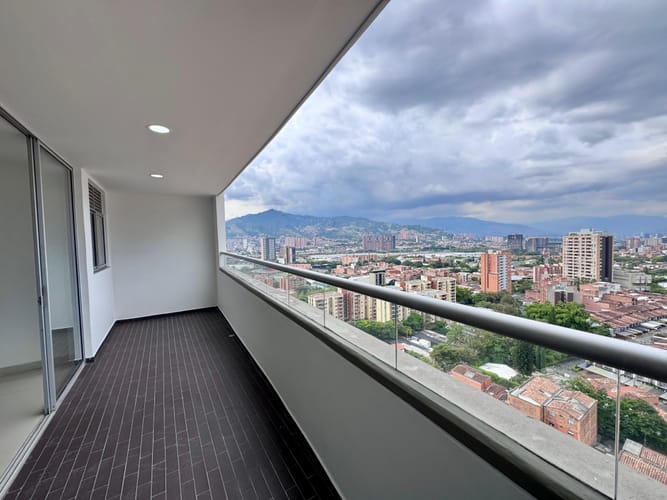 Apartamento de 3 alcobas en arriendo en Señorial, Envigado, 92 m² · foto 16 de 18