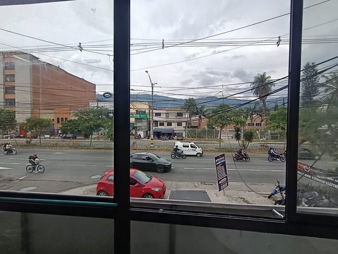 Oficina en arriendo en Cristo Rey, Medellín, 75 m² · foto 3 de 11