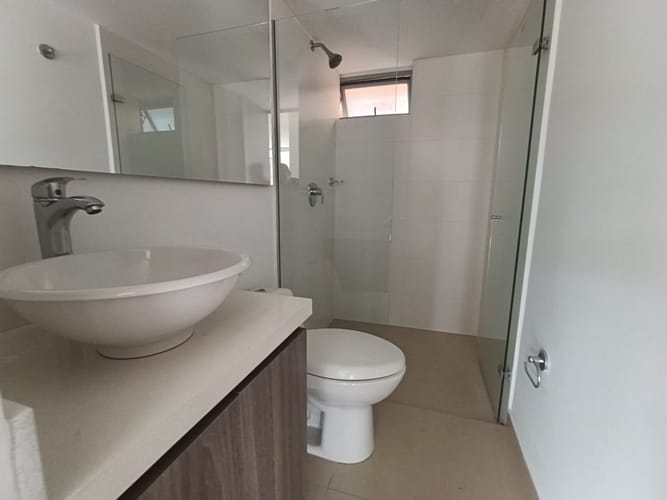 Apartamento de 2 alcobas en arriendo en Loma Del Escobero, Envigado, 92 m² · foto 9 de 16