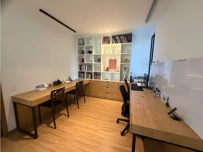 Casa de 3 alcobas en venta en Montessori, Envigado, 202 m² · foto 7 de 18