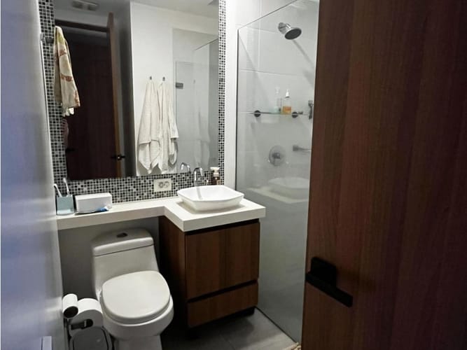 Casa de 3 alcobas en venta en Montessori, Envigado, 202 m² · foto 12 de 18