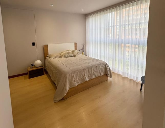 Apartaestudio en arriendo en El Poblado, Medellín, 62 m² · foto 6 de 11