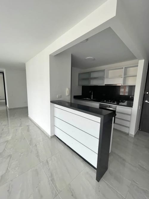 Apartamento de 2 alcobas en venta en Valle Del Lili, Cali, 75 m² · foto 3 de 13