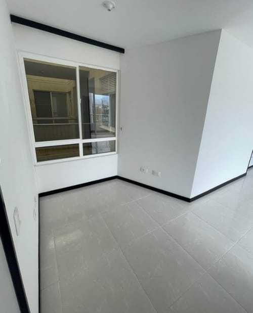 Apartamento de 2 alcobas en venta en Valle Del Lili, Cali, 75 m² · foto 7 de 13