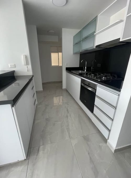 Apartamento de 2 alcobas en venta en Valle Del Lili, Cali, 75 m² · foto 4 de 13