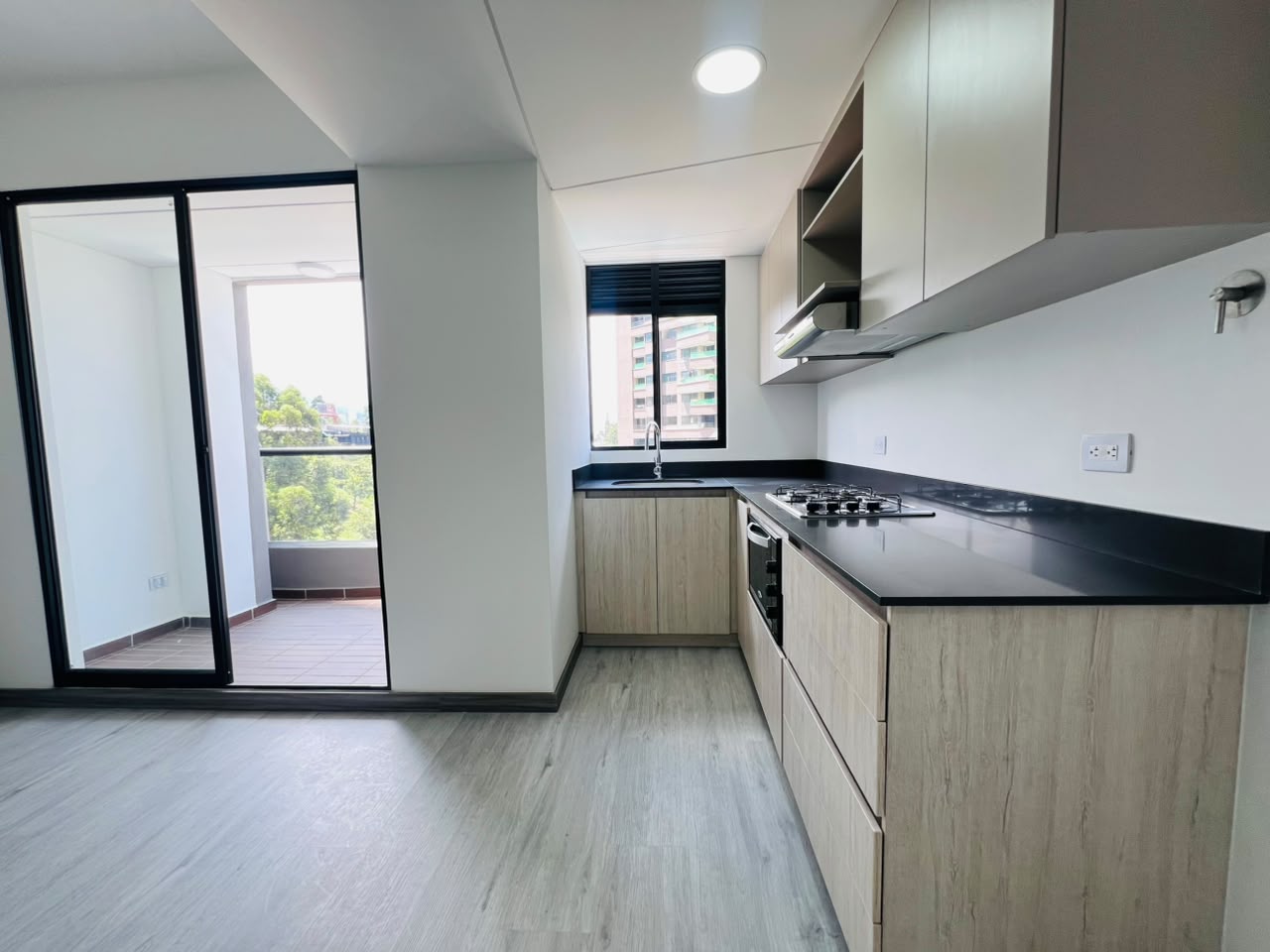 Apartamento en Arriendo en Asomadera no.2, Medellín