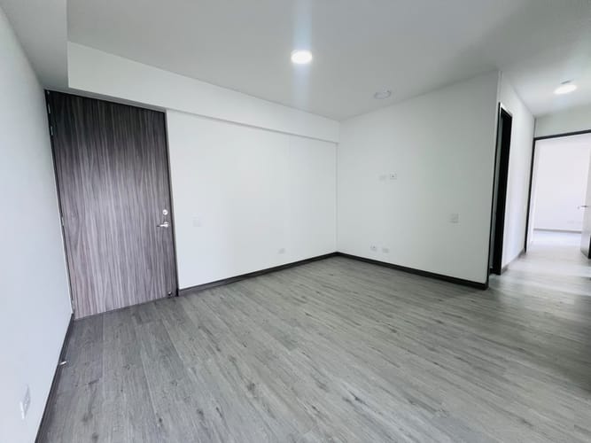 Apartamento de 3 alcobas en arriendo en Asomadera No.2, Medellín, 76 m² · foto 12 de 16