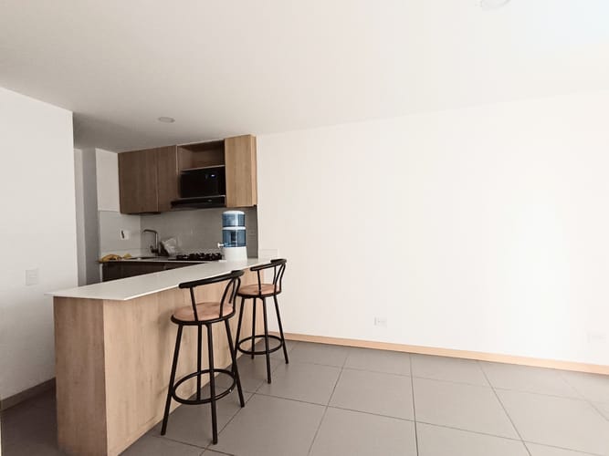 Apartamento de 1 alcoba en venta en Guayabal, Medellín, 38 m² · foto 9 de 16