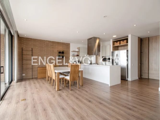 Apartamento de 3 alcobas en venta en Chicó Reservado, Bogotá, 161 m² · foto 5 de 23