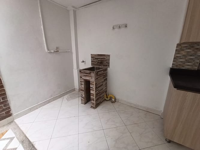 Casa de 3 alcobas en arriendo en Robledo, Medellín, 160 m² · foto 4 de 20