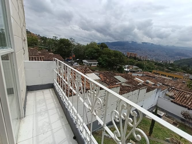 Casa de 3 alcobas en arriendo en Robledo, Medellín, 160 m² · foto 10 de 20