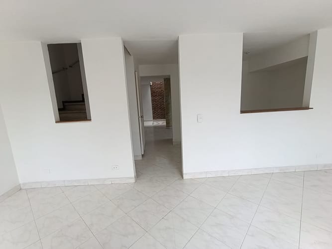 Casa de 3 alcobas en arriendo en Robledo, Medellín, 160 m² · foto 19 de 20