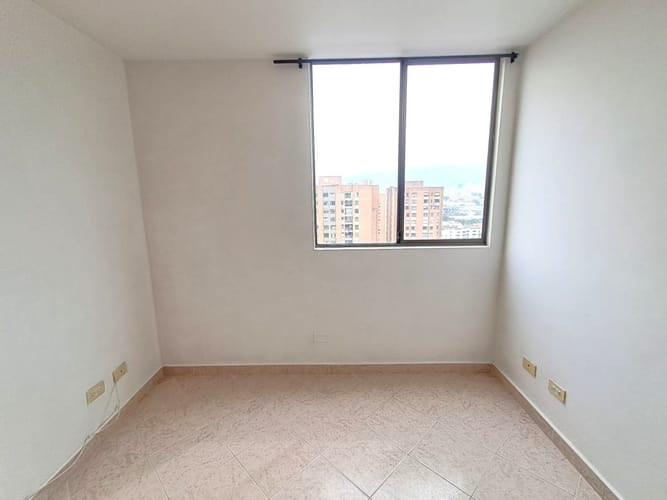 Apartamento de 3 alcobas en arriendo en Suramericana, Medellín, 70 m² · foto 5 de 17