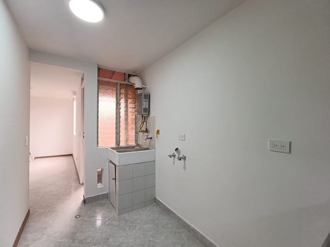 Apartamento de 2 alcobas en arriendo en El Poblado, Envigado, 72 m² · foto 6 de 18