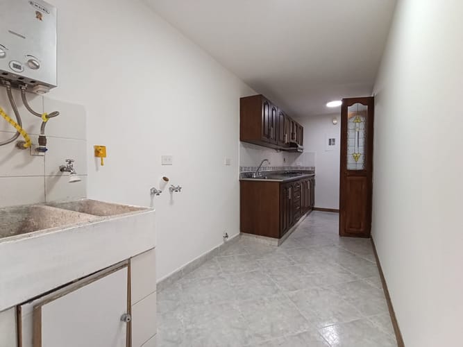 Apartamento de 2 alcobas en arriendo en El Poblado, Envigado, 72 m² · foto 7 de 18