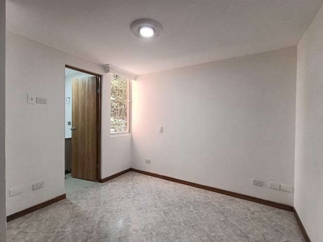 Apartamento de 2 alcobas en arriendo en El Poblado, Envigado, 72 m² · foto 10 de 18