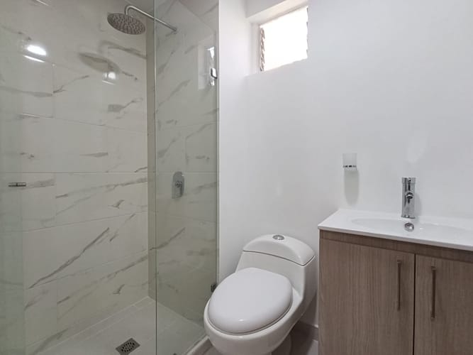 Apartamento de 2 alcobas en arriendo en El Poblado, Envigado, 72 m² · foto 12 de 18