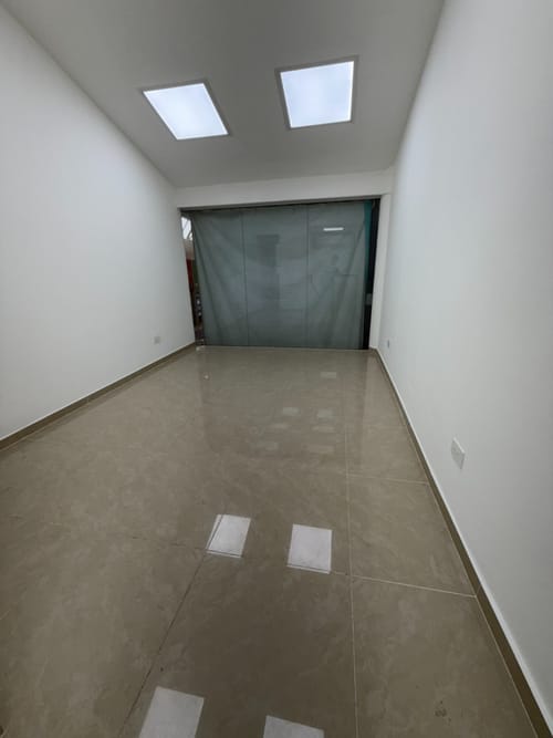 Oficina en arriendo en Manila, Medellín, 40 m² · foto 4 de 8