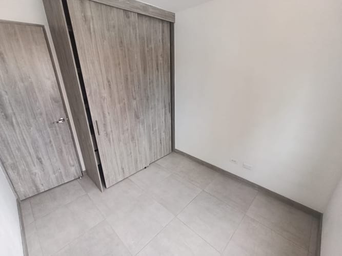Apartamento de 3 alcobas en arriendo en Bucaros, Bello, 65 m² · foto 8 de 16