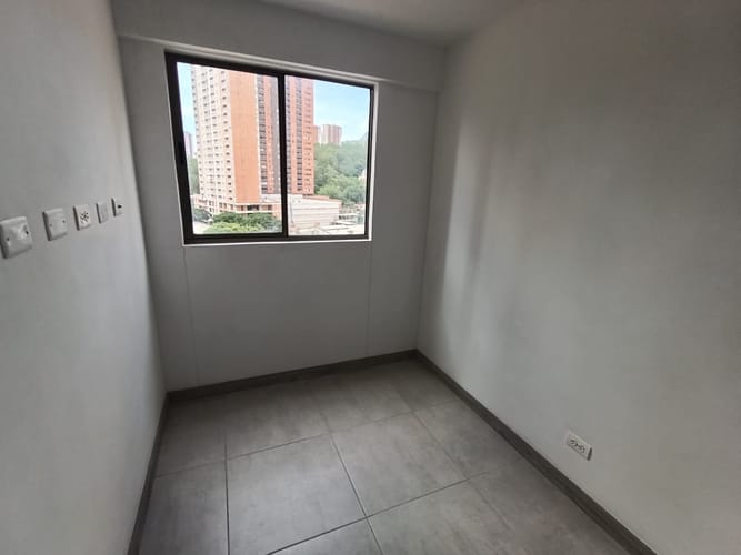 Apartamento de 3 alcobas en arriendo en Bucaros, Bello, 65 m² · foto 11 de 16