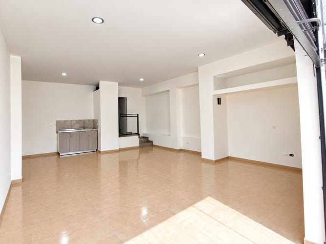 Local en arriendo en La Castellana, Medellín, 45 m² · foto 5 de 8