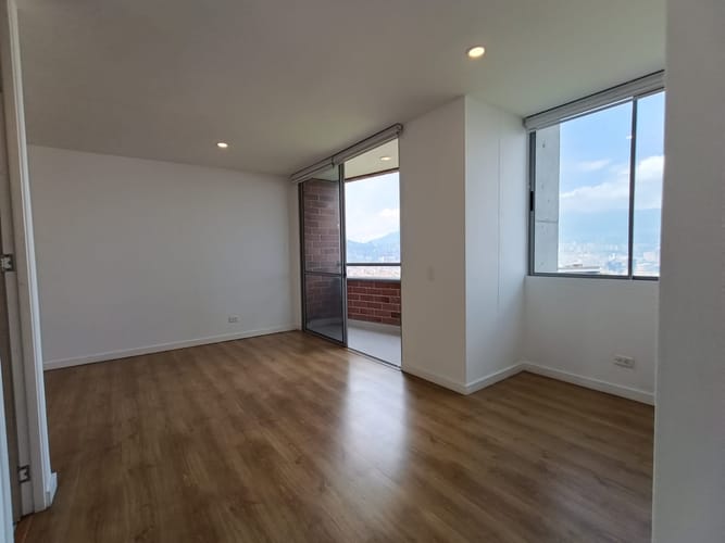 Apartamento de 2 alcobas en arriendo en Loma Del Esmeraldal, Envigado, 78 m² · foto 9 de 20