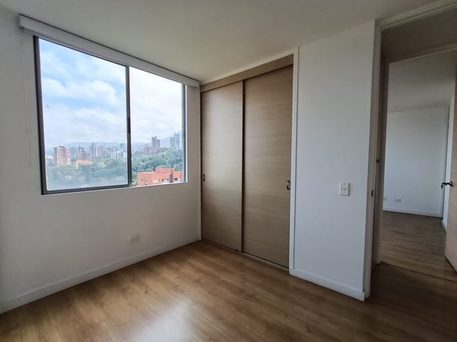Apartamento de 2 alcobas en arriendo en Loma Del Esmeraldal, Envigado, 78 m² · foto 10 de 20