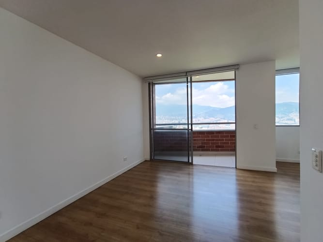 Apartamento de 2 alcobas en arriendo en Loma Del Esmeraldal, Envigado, 78 m² · foto 15 de 20