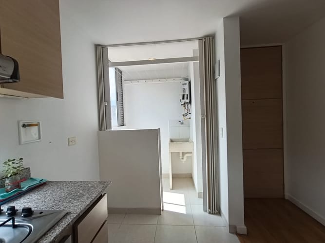 Apartamento de 2 alcobas en arriendo en Loma Del Esmeraldal, Envigado, 78 m² · foto 17 de 20