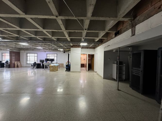 Oficina en arriendo en El Poblado, Medellín, 179 m² · foto 10 de 10