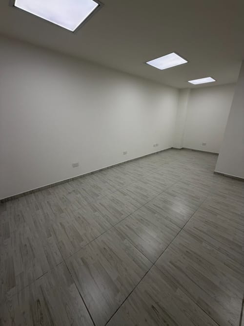 Local en arriendo en Manila, Medellín, 50 m² · foto 3 de 9