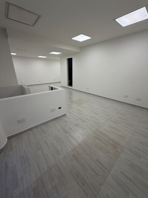 Local en arriendo en Manila, Medellín, 50 m² · foto 5 de 9