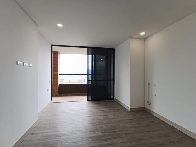 Apartaestudio en arriendo en Loma Del Escobero, Envigado, 60 m² · foto 8 de 15