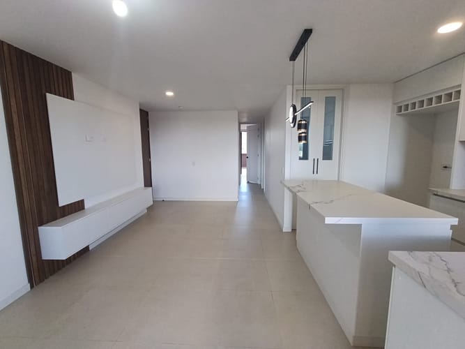 Apartamento de 3 alcobas en arriendo en Rionegro, 90 m² · foto 5 de 14